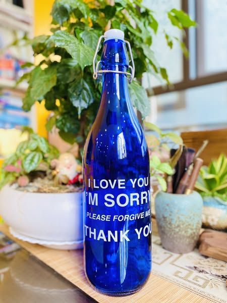 Bình nước thái dương lam thủy