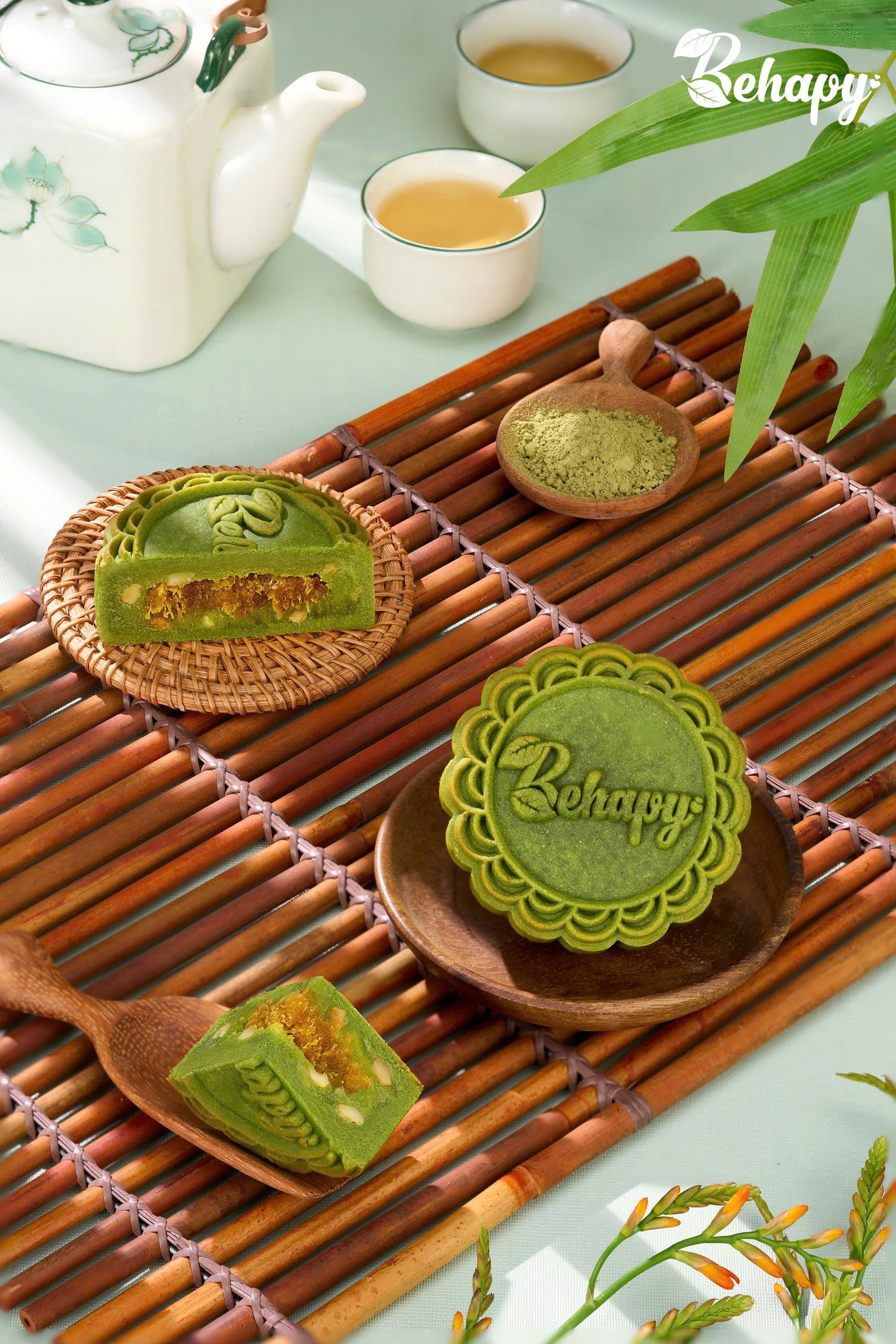 Bánh trung thu vị Trà Xanh Hạt Điều Dứa 150gr