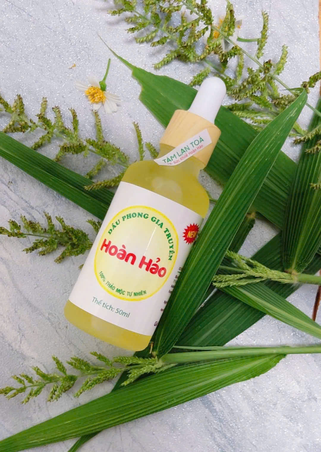 Dầu phong hoàn hảo Tuệ Ánh 50ml